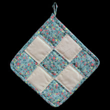 Load image into Gallery viewer, 9 Patch Quilt Square Pot Holder