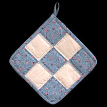 Load image into Gallery viewer, 9 Patch Quilt Square Pot Holder